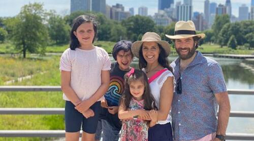 Facing the Breast Cancer Gene Helped This Jewish Mom Find New Meaning (Kveller)